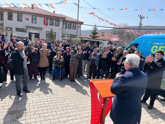 AK PARTİ SAÇAK'A KAPILARINI KAPADI