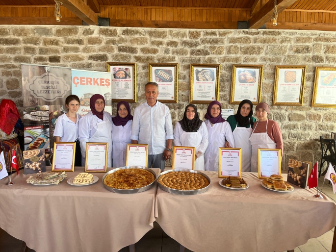 ÇERKEŞ'İN YÖRESEL LEZZETLERİ TÜRKİYE'YE TANITILDI