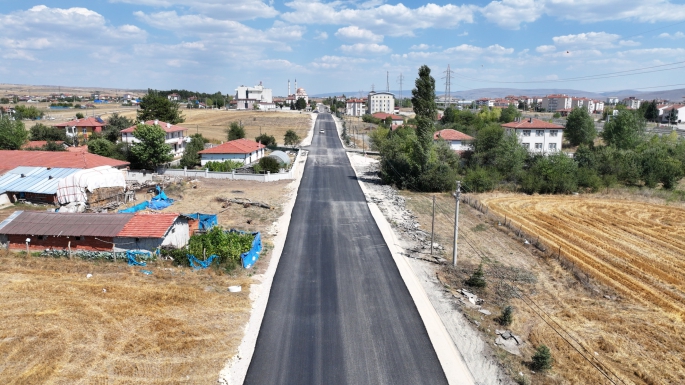 ÇERKEŞ'TE ASFALT ÇALIŞMALARI DEVAM EDİYOR